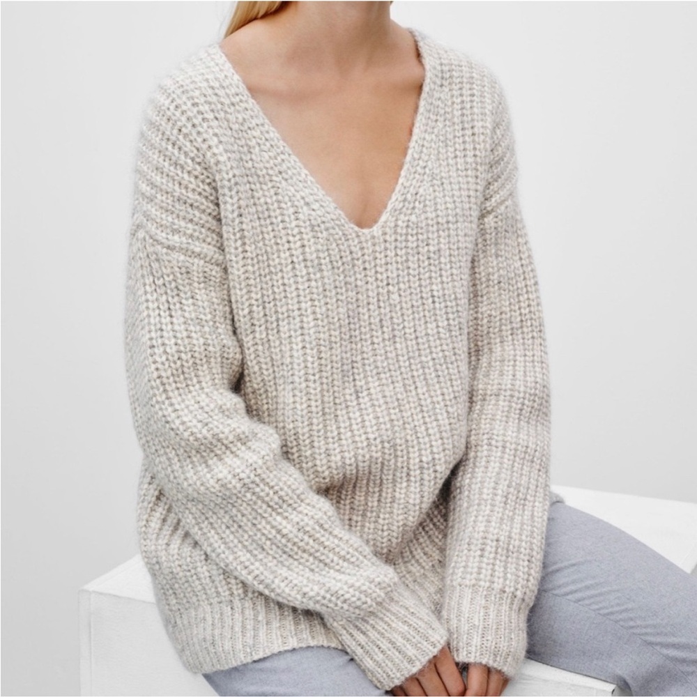 Aritzia Wilfred XS Belmont Alpaca gray wool sweater